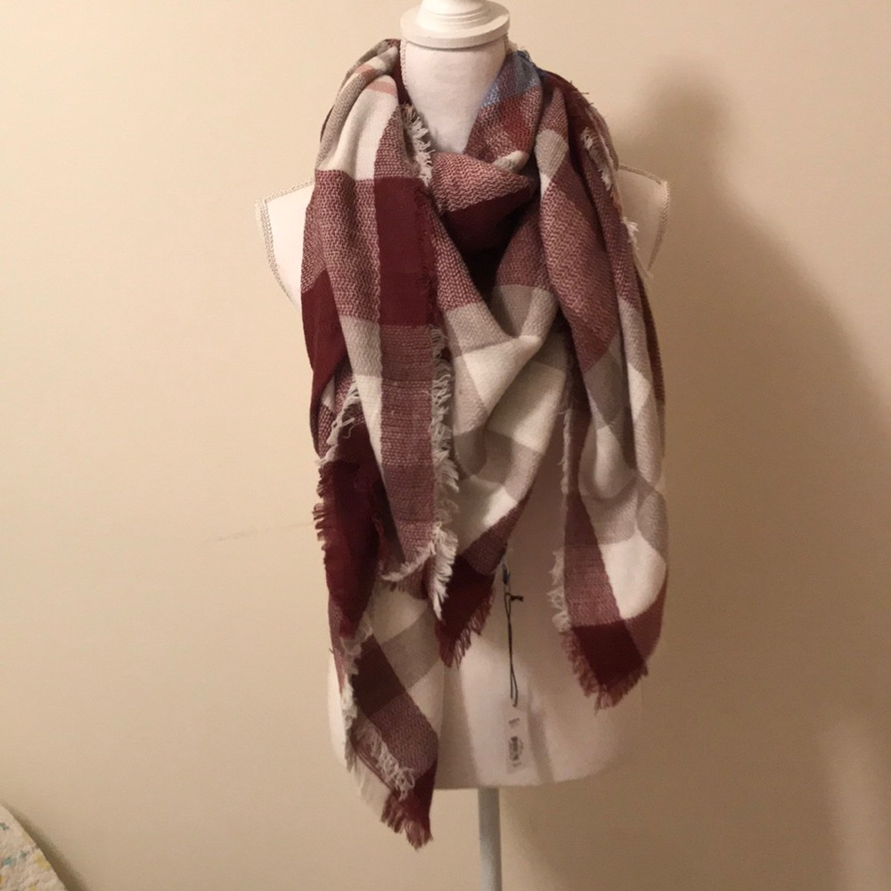 Women’s Apt 9 Plaid Square scarf